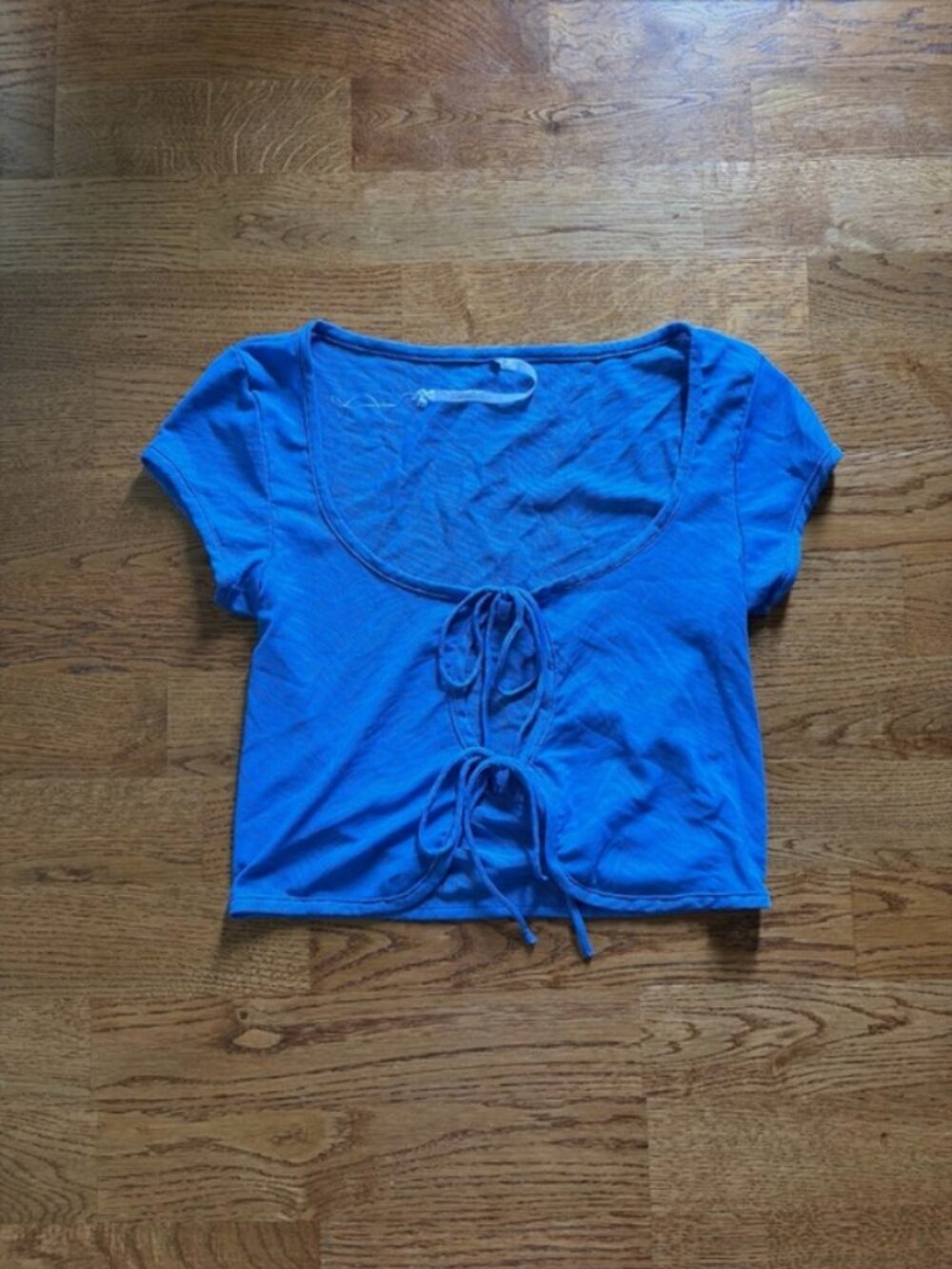 ARE YOU AM I Women's Livli Zebra Top Tie Front Short Sleeve Azure Blue Crop XS